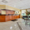 Отель Quality Inn & Suites Hanes Mall, фото 2