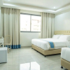 Отель Hampton Suites, фото 4