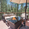 Отель Paradise Peak - One Of Kind And Breathtaking Log Cabin With Hot Tub And Game Room! 3 Bedroom Cabin, фото 8