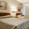 Отель Econo Lodge Inn & Suites Granite City, фото 11