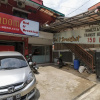Отель RedDoorz @ Duren Sawit, фото 11