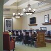 Отель Hampton Inn & Suites Savannah/Midtown, фото 23