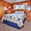 Отель Birch - Serenity Bay 3 Bedroom Cabin, фото 6