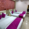 Отель OYO 2403 Hotel Aamantran Avenue, фото 1
