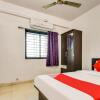 Отель OYO 66018 Hotel Vijayraj Lodging And Boarding, фото 3