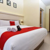 Отель RedDoorz near Udayana University Jimbaran 2, фото 10
