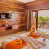 Отель Dinatah Lembongan Villas, фото 2