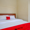 Отель RedDoorz near Terminal Mendolo Wonosobo, фото 5