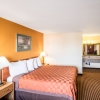 Отель Scottish Inns & Suites Eau Claire в О-Клэр