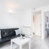 Отель Beautiful 1-bed Apartment in London Lewisham, фото 6