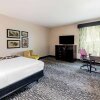 Отель La Quinta Inn & Suites by Wyndham DFW Airport West - Bedford, фото 23