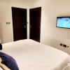 Отель Impeccable & Cozy Gem-5 Star Location - Pools, Gym, фото 4