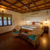 Отель Pathiramanal Villa, Alappuzha, фото 3