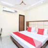 Отель OYO 14720 Hotel G R highway, фото 1