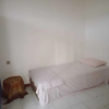 Отель SPOT ON 2800 Kos Bu Darma Syariah, фото 6