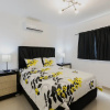 Отель Modern Apt With free parking and AC 3brs, фото 4