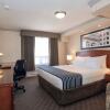 Отель Sandman Hotel & Suites Winnipeg Airport, фото 9