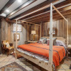 Отель Cinco Chimineas - Indoor Pool, Walk to Canyon Rd, Authentic Historic Santa Fe, фото 6