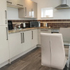 Отель Charming 1-bed & Balcony Flat in Merthyr Tydfil, фото 6