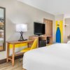 Отель Days Inn & Suites by Wyndham Rocky Mount Golden East, фото 14