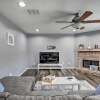 Отель Sleek Rockwall Home Near Dtwn Dallas & Lake!, фото 13