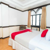 Отель RedDoorz Plus @ Mother Ignacia Quezon City, фото 7