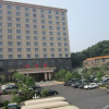 Отель Yangshan Baoheng Business Hotel, фото 1