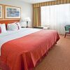 Отель Holiday Inn Joliet - Conference Center в Джолите