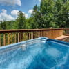 Отель Tender Moments, 1 Bedroom, Sleeps 2, Private, Mountain View, Hot Tub, фото 9