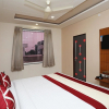 Отель OYO 10249 Hotel Gurukripa, фото 14
