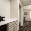 Отель Days Inn by Wyndham San Antonio Near Fiesta Park, фото 16
