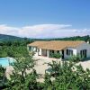Отель Tastefully Furnished Villa With Fenced Private Pool, 9 Km From Vaison La Romaine, фото 1