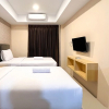Отель Comfy Studio Room At De Prima Apartment Medan Apartment, фото 2