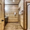 Отель Ern840 - Splashin' Chalet - Brand New Cabin With Indoor Pool! Great Location! 6 Bedroom Cabin by Red, фото 26