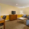 Отель Country Inn & Suites by Radisson, Mishawaka, IN, фото 23