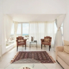 Отель Bright and Charming 1BR Apt Near Shore, фото 6