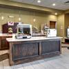 Отель Holiday Inn Express Hotel & Suites Albany, an IHG Hotel, фото 29