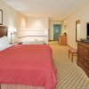 Отель Country Inn & Suites by Radisson, Nevada, MO, фото 3