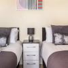 Отель Stunning 2-bed Apartment in Grays, фото 4
