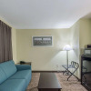 Отель Quality Inn & Suites University Area, фото 19