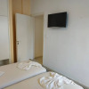 Отель Small Apartment For 3 Pers 70meters From The Beach, фото 3