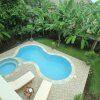 Отель Villa Beranda Kecil, Private Garden, Swimming Pool and Housekeeper in North Bali, фото 11
