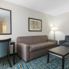 Отель Red Roof Inn & Suites Savannah Gateway, фото 7