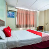 Отель OYO 89997 Kurnia Hotel, фото 7