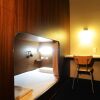 Отель Nikoh Capsule Hotel Refre - Hostel - Caters to Men, фото 5