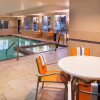 Отель Holiday Inn Express Hotel & Suites Pittsburg, an IHG Hotel, фото 16