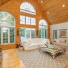 Отель Vantage Point~Lovely 4 bed, 2.5 bath with fabulous views of Lake of Bays!, фото 8