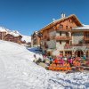 Отель Cozy Apartment, at Just 300 m. From the Slopes in Tignes, фото 3