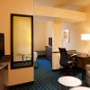 Отель Fairfield Inn & Suites Houston Intercontinental Airport, фото 4