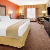 Отель Holiday Inn Express Hotel & Suites Muncie, an IHG Hotel, фото 15